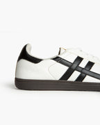 Sneaker Retro Blanco Negro M5075